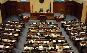 Парламентот се самораспушти заради предвремените парламентарни избори - 5.03.14 - 14:20